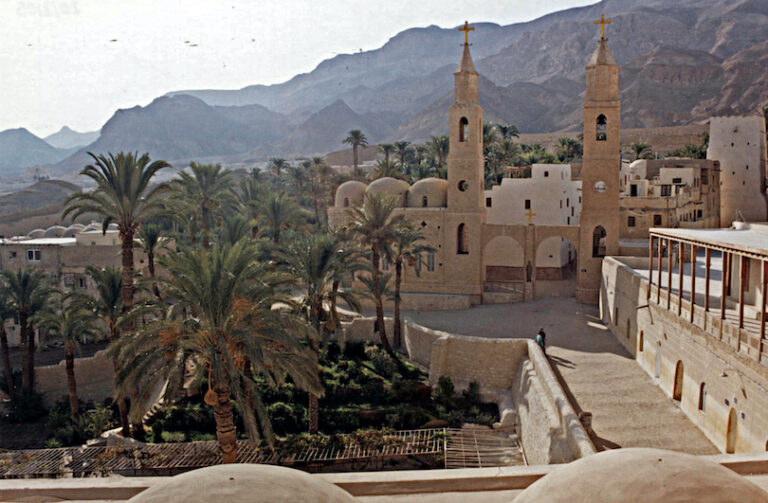 “24 Hours for the Lord”: Churches Worldwide Open for Confession During Lent